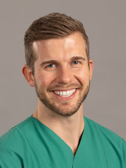 Zahnarzt Dr. med. dent. Steffen Rustemeier in Hamburg Rissen